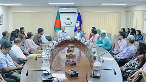 কোভিড-১৯ টিকার দীর্ঘমেয়াদী প্রভাব নিয়ে সিআইইউতে সেমিনার