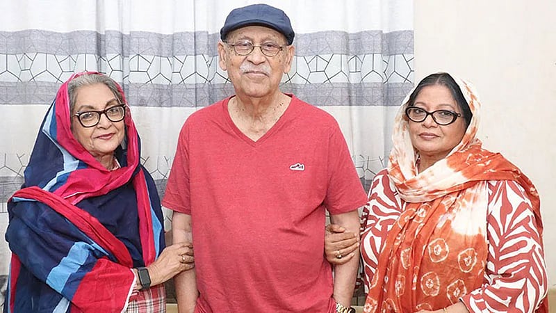 'দাদী ভয়ঙ্কর': তিন প্রবীণের দুঃসাহসিক অভিযান