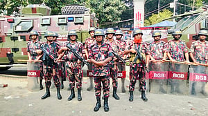 শাহবাগ, ধানমন্ডিসহ ঢাকার সাত জায়গায় বিজিবি মোতায়েন