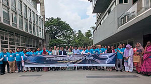 দেশে বছরে সাড়ে ৩৩ লাখ বজ্রপাত, মারা যান ৩৫০ জন