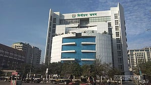 হতাহত ভোটকর্মীদের সহায়তা: ‘সংক্রামক ব্যাধি’ বাদ, যোগ হয়েছে ‘অসুস্থতা’