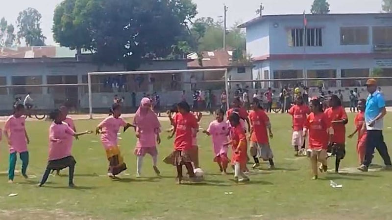 প্রাথমিক বিদ্যালয় গোল্ডকাপ ফুটবল টুর্নামেন্টের শিরোপা নির্ধারণ ২০ জুন