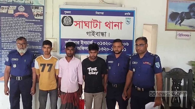 গাইবান্ধায় মধ্যরাতে বাড়ি থেকে কিশোরীকে তুলে নিয়ে ‘দলবেঁধে ধর্ষণ’