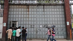 বন্ধ কারখানা ফেরাতে টাকা যথেষ্ট নয়