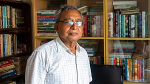 আলোর পথযাত্রী শেখর রঞ্জন সাহা: জ্ঞানের বেলাভূমিতে এক নিরলস পরিব্রাজক