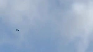 ইসরায়েলের উত্তরাঞ্চলে সামরিক ঘাঁটিতে হিজবুল্লাহর ড্রোন হামলা