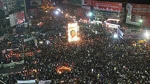 শহীদ জননী জাহানারা ইমামকে ‘জাহান্নামের কীট’ বললেন রাকসুর নেতা