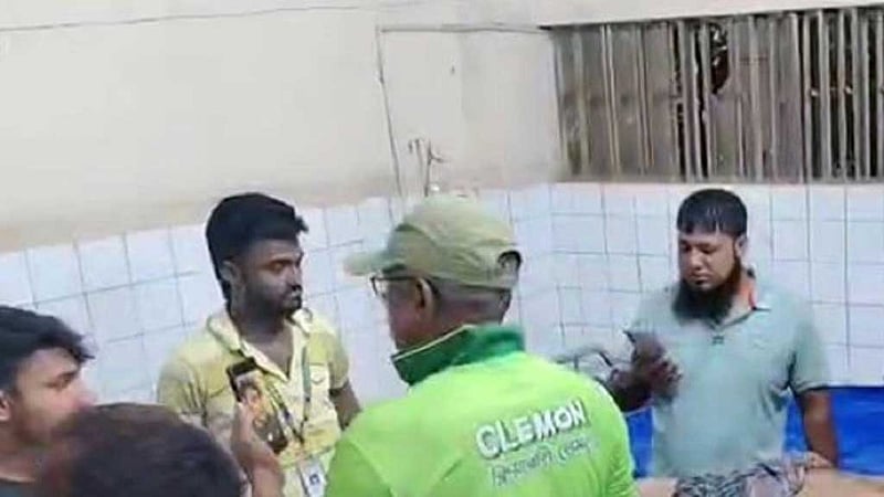 যশোরে ভাগ্নিকে উত্ত্যক্তের প্রতিবাদ করায় কুপিয়ে হত্যা