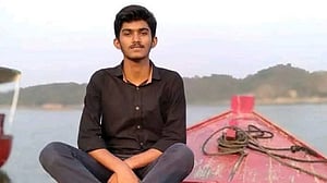 কাপ্তাই লেকে সাঁতার কাটতে নেমে প্রাণ গেল চবি শিক্ষার্থীর