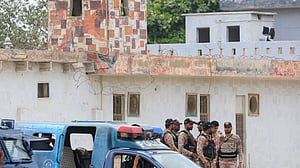করাচিতে হামলায় ৩ পাকিস্তানি রেঞ্জার নিহত