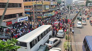 কচুক্ষেতে সোয়া ঘণ্টা সড়ক অবরোধ