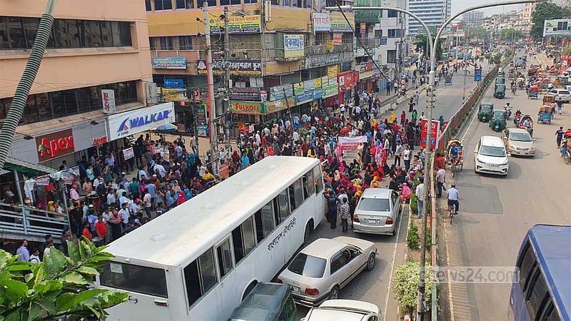 কচুক্ষেতে সোয়া ঘণ্টা সড়ক অবরোধ