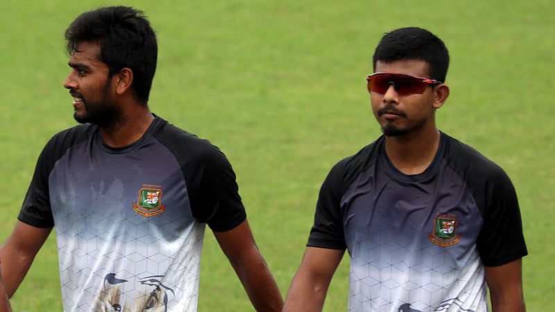 ‘মোসাদ্দেক ব্যাটিং অলরাউন্ডার, আমি বোলিং অলরাউন্ডার’
