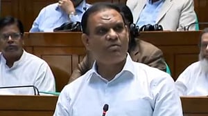 বাজেট আলোচনায় হুইপের ভুল ধরিয়ে দিলেন বিরোধী দলের সদস্য