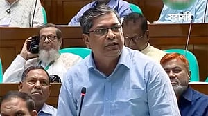 সংসদীয় স্থায়ী কমিটিতে প্রতিমন্ত্রী: রেওয়াজ ভাঙার দৃষ্টান্ত