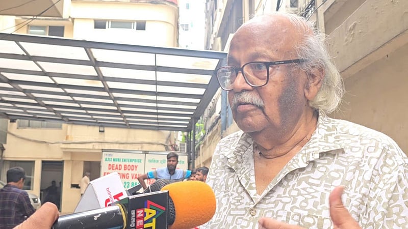 মুস্তাফা মনোয়ারের শূন্যতা ‘সহজে পূরণ হওয়ার নয়’