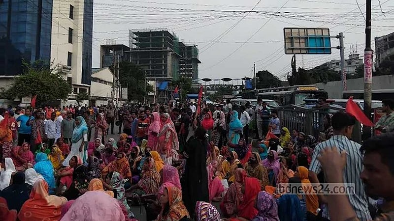 পৌনে তিন ঘণ্টা পর মহাখালীর সড়কে যান চলাচল শুরু