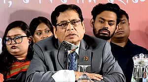 উত্তরাধিকার সূত্রে পাওয়া ‘দুর্বল’ অর্থনীতির ভিত্তিতে বড় বাজেট: মোস্তাফিজুর রহমান
