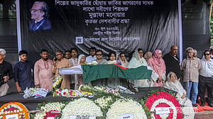 বিদায় মুস্তাফা মনোয়ার