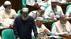 সংসদে মাথা ঝুঁকিয়ে সম্মান জানানোর রীতি নিয়ে আপত্তি জামায়াত এমপির