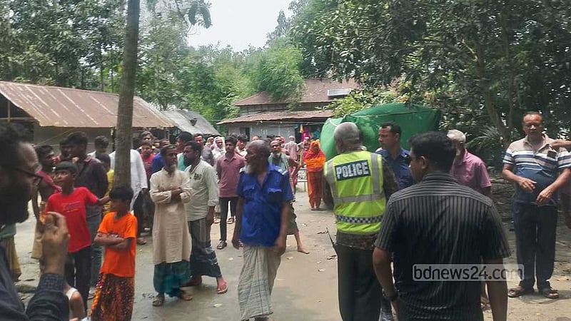 ৫ বছরের শিশুর লাশ কংস নদীতে, ধর্ষণের অভিযোগ