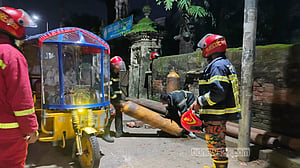 ময়মনসিংহে বিকট শব্দে গ্যাস সিলিন্ডার বিস্ফোরণ, ৩৯ জন হাসপাতালে