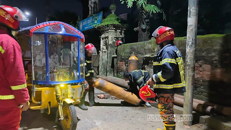 ময়মনসিংহে বিকট শব্দে গ্যাস সিলিন্ডার বিস্ফোরণ, ৩৯ জন হাসপাতালে