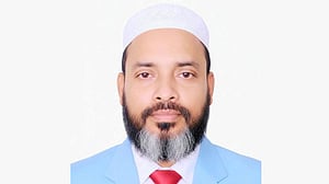 জুলাই শহীদ ছেলের ‘অনুদানের টাকায়’ বাবার দ্বিতীয় বিয়ের অভিযোগ