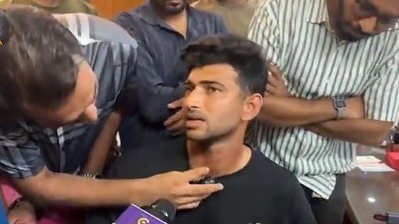 নাঈমের গলায় পুলিশের থাবা: ক্রিকেটাররা ক্ষুব্ধ, বিসিবির নিন্দা