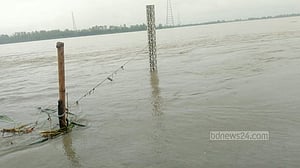 বিপৎসীমা অতিক্রমের ১২ ঘণ্টা পর কমছে তিস্তার পানি, কাটেনি বন্যার শঙ্কা