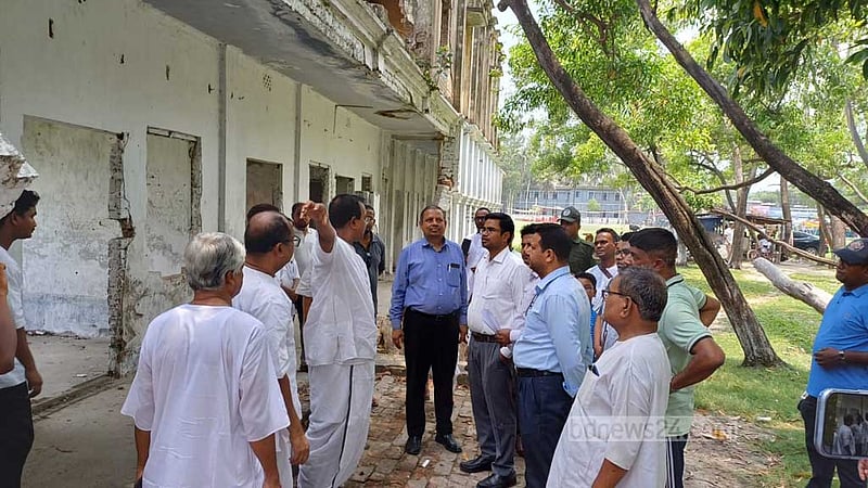 পাবনা মানসিক হাসপাতালে অনুকূল ঠাকুরের স্মৃতিবিজড়িত দুই ভবনের নিলাম স্থগিত
