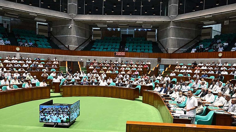 অর্থ বিল সংসদে, বিরোধী দলের নানা প্রশ্ন