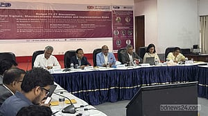 বাজেট বাস্তবায়নে প্রকৃত ঘাটতি দাঁড়াতে পারে প্রায় ৪ লাখ কোটি টাকা: র‍্যাপিড