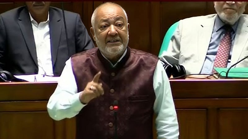 মসজিদ-মাদ্রাসায় রাজনৈতিক সভা বন্ধে আইন চান বিএনপির এমপি রেজা
