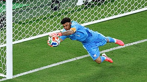 টাইব্রেকারে দক্ষিণ আফ্রিকার আস্থা উইলিয়ামস