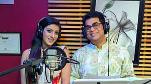 বাবার স্মৃতিতে মৌ, নতুন আবহে ফিরল ‘সোনার কাঠি রুপোর কাঠি’