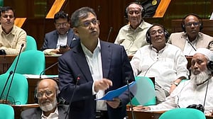 অন্তর্বর্তী সরকারের ১৮ মাসে দুর্নীতি হয়েছে? তদন্ত চান সালাহউদ্দিন