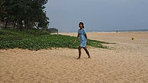 মা হারানোর শোক নিয়ে অনুশীলনে শিউলি