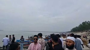 যমুনায় ভাসছিল শিকলে বাঁধা যুবকের বিবস্ত্র মরদেহ