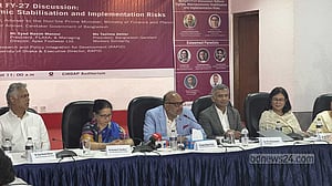 রপ্তানি বহুমুখীকরণের কথা বলা হলেও ‘মিক্সড সিগন্যাল’ দেখছেন নাসিম মঞ্জুর