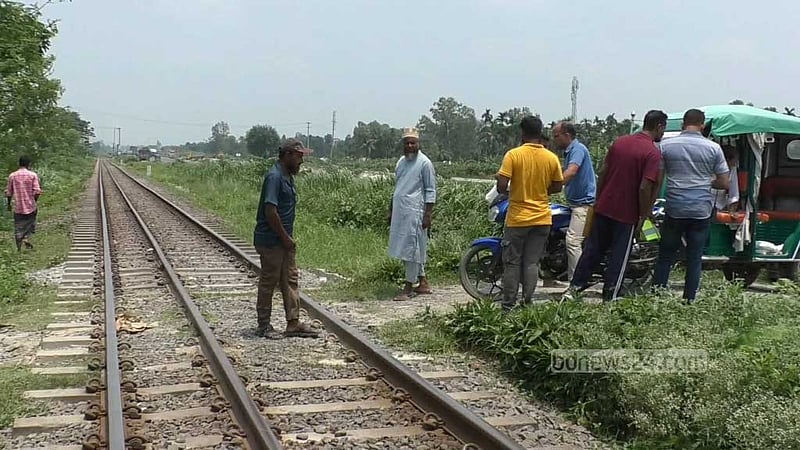 টাঙ্গাইলে রেললাইনের পাশ থেকে ২ নারীর লাশ উদ্ধার