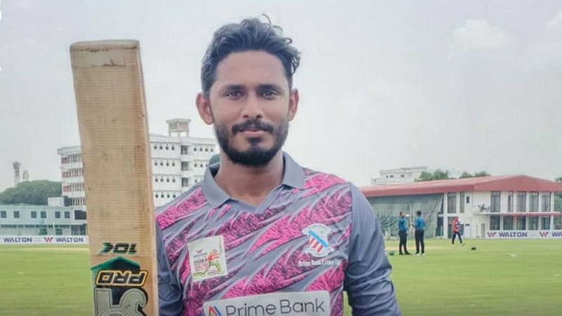 তানজিদের ঝড়ো সেঞ্চুরি, হৃদয়ের লড়িয়ে শতরান