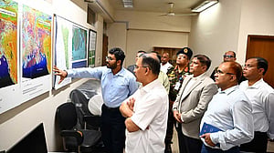 স্পারসো ঘুরে দেখলেন প্রধানমন্ত্রী