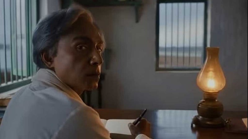 শরৎচন্দ্র চরিত্রে টোটার চমক