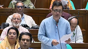 চীনের সঙ্গে বাণিজ্য ঘাটতি প্রায় ১৮ বিলিয়ন ডলার: বাণিজ্যমন্ত্রী