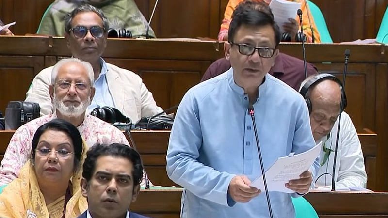 চীনের সঙ্গে বাণিজ্য ঘাটতি প্রায় ১৮ বিলিয়ন ডলার: বাণিজ্যমন্ত্রী