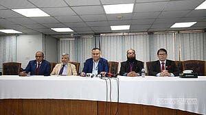 ইসলামী ব্যাংকে গ্রাহক আস্থা ফিরিয়ে আনাই অগ্রাধিকার: জহির হোসেন