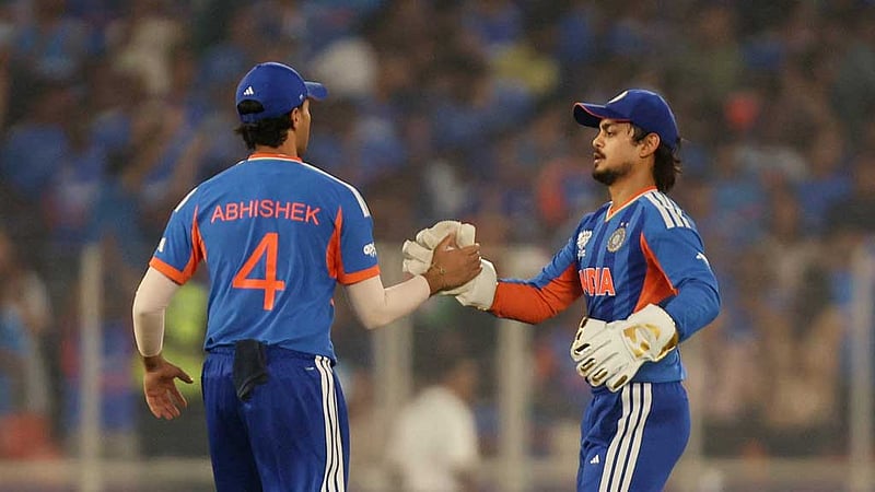 আভিশেক-কিষানকে অফ স্পিনারদের কোথায় বল করা উচিত, বললেন অশ্বিন