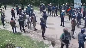 আবু সাঈদকে হত্যার স্থানে উপস্থিত এক পুলিশ কর্মকর্তাকে অন্য মামলায় গ্রেপ্তারের উদ্যোগ
