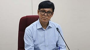 আইডিআরএ থেকে আসলাম আলমের পদত্যাগ